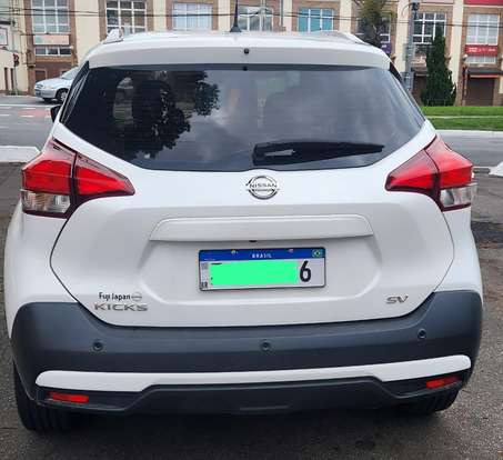 NISSAN-KICKS-2020