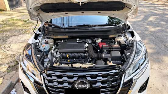 NISSAN-KICKS PLAY-2025