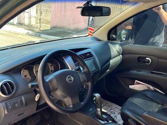 NISSAN-LIVINA-1.8 SL X-GEAR 16V FLEX 4P AUTOMÁTICO NISSAN-LIVINA-2012