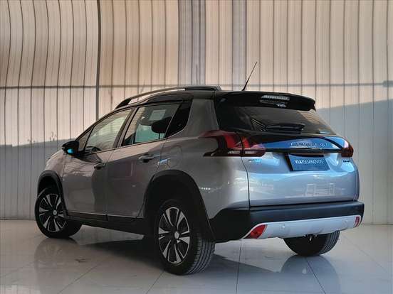 PEUGEOT-2008-2023
