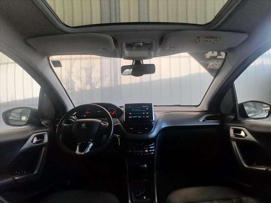 PEUGEOT-2008-2023