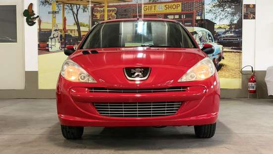 PEUGEOT-207-2011