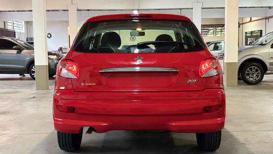 PEUGEOT-207-2011