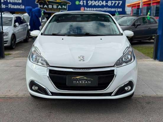 PEUGEOT-208-2018