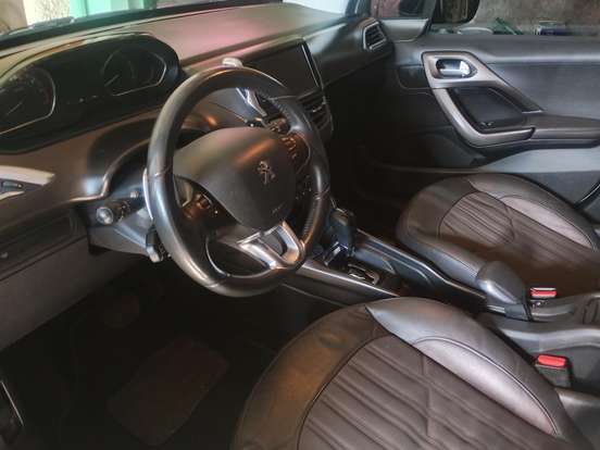 PEUGEOT-2008-1.6 16V FLEX GRIFFE 4P AUTOMÁTICO PEUGEOT-2008-2016