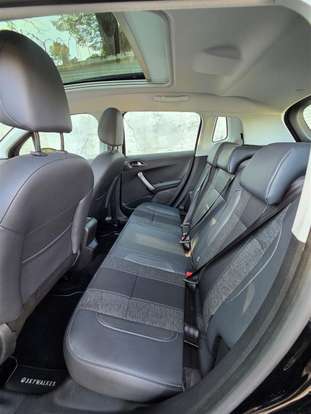 PEUGEOT-2008-2021