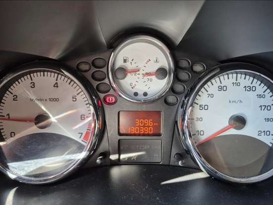 PEUGEOT-207-1.4 XR 8V FLEX 4P MANUAL PEUGEOT-207-2012