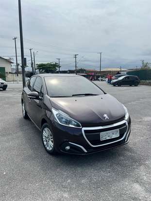 PEUGEOT-208-2018