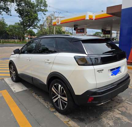 PEUGEOT-3008-2022