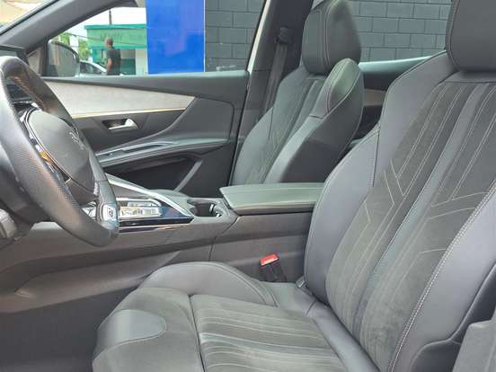 PEUGEOT-3008-1.6 16V THP GASOLINA GT PACK AUTOMÁTICO PEUGEOT-3008-2022