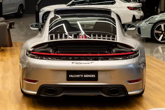 PORSCHE-911-2025
