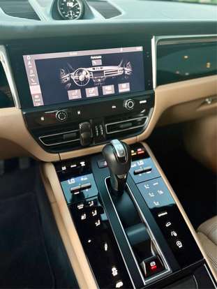 PORSCHE-MACAN-2022