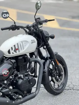 ROYAL ENFIELD-HUNTER 350-2023