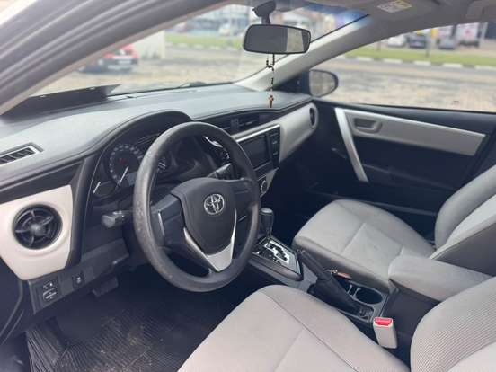 TOYOTA-COROLLA-2018