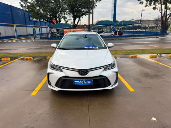 TOYOTA-COROLLA-2023