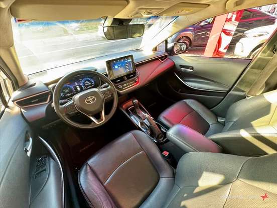 TOYOTA-COROLLA-2024