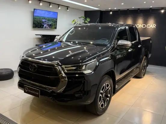 TOYOTA-HILUX-2.8 D-4D TURBO DIESEL CD SRX 4X4 AUTOMÁTICO TOYOTA-HILUX-2022