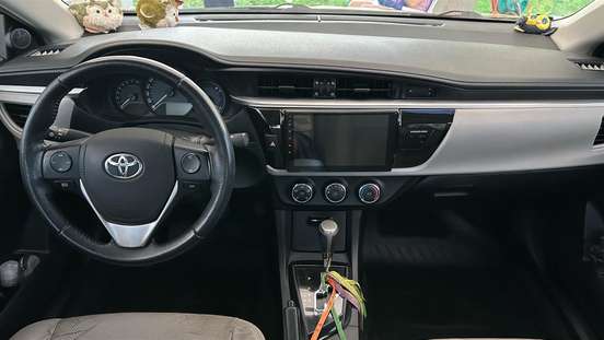 TOYOTA-COROLLA-2015