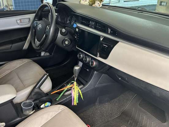 TOYOTA-COROLLA-1.8 GLI 16V FLEX 4P AUTOMÁTICO TOYOTA-COROLLA-2015