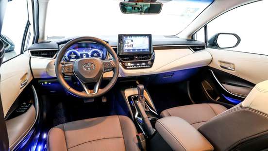 TOYOTA-COROLLA-2021
