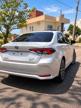 TOYOTA-COROLLA-2026