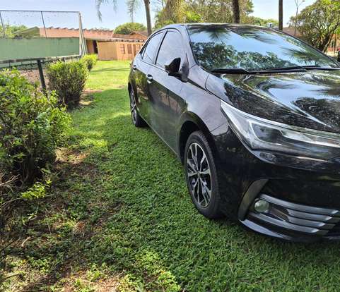 TOYOTA-COROLLA-2018