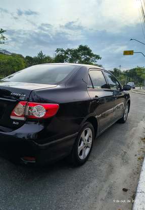 TOYOTA-COROLLA-2013