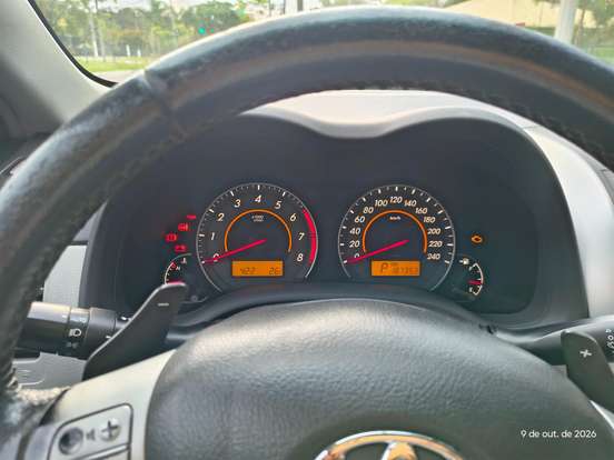 TOYOTA-COROLLA-2.0 XEI 16V FLEX 4P AUTOMÁTICO TOYOTA-COROLLA-2013