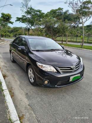 TOYOTA-COROLLA-2013