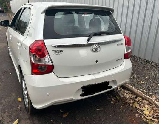 TOYOTA-ETIOS-2017