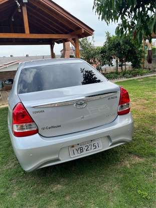 TOYOTA-ETIOS-2017