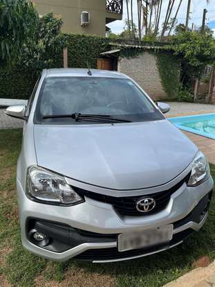 TOYOTA-ETIOS-2017