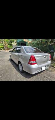TOYOTA-ETIOS-1.5 XS SEDAN 16V FLEX 4P AUTOMÁTICO TOYOTA-ETIOS-2017