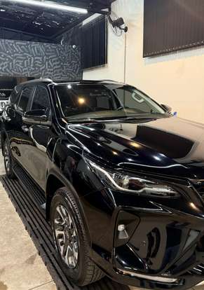 TOYOTA-HILUX SW4-2024