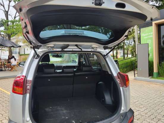 TOYOTA-RAV4-2.0 4X4 16V GASOLINA 4P AUTOMÁTICO TOYOTA-RAV4-2014