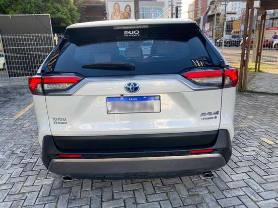 TOYOTA-RAV4-2019