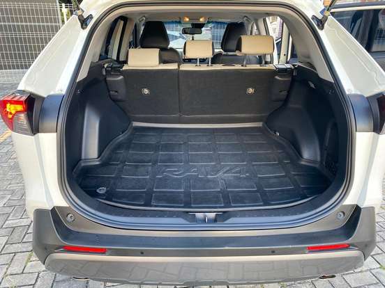 TOYOTA-RAV4-2019