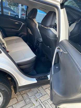 TOYOTA-RAV4-2019
