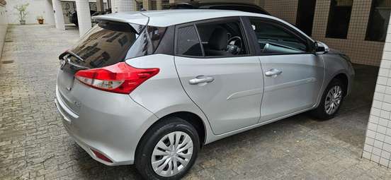 TOYOTA-YARIS-2022