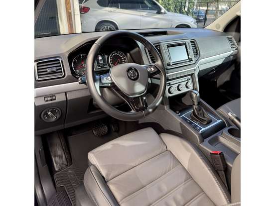 VOLKSWAGEN-AMAROK-2023