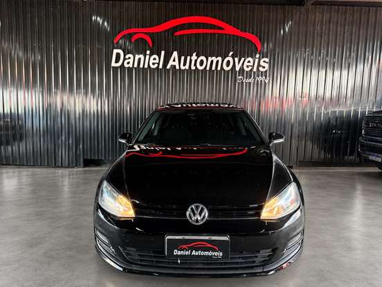 VOLKSWAGEN-GOLF-1.0 TSI COMFORTLINE 12V TOTAL FLEX 4P MANUAL VOLKSWAGEN-GOLF-2017