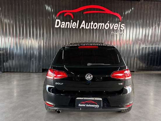 VOLKSWAGEN-GOLF-1.0 TSI COMFORTLINE 12V TOTAL FLEX 4P MANUAL VOLKSWAGEN-GOLF-2017