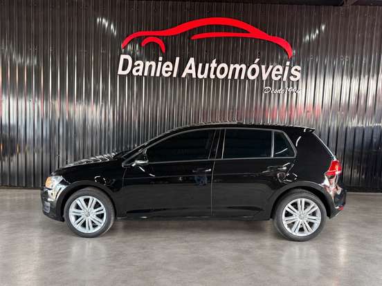 VOLKSWAGEN-GOLF-1.0 TSI COMFORTLINE 12V TOTAL FLEX 4P MANUAL VOLKSWAGEN-GOLF-2017