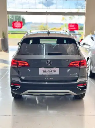 VOLKSWAGEN-TAOS-2023