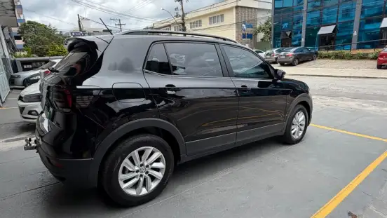 VOLKSWAGEN-T-CROSS-2019