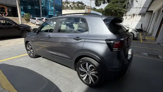 VOLKSWAGEN-T-CROSS-2025