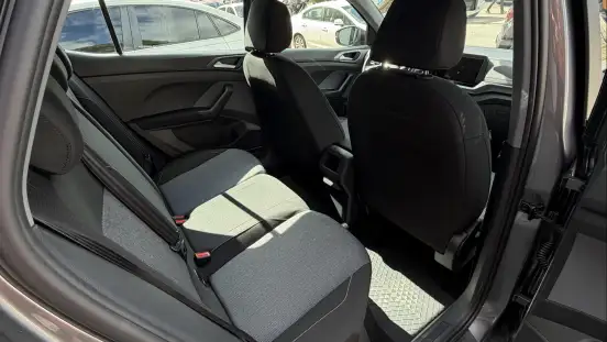 VOLKSWAGEN-T-CROSS-2025