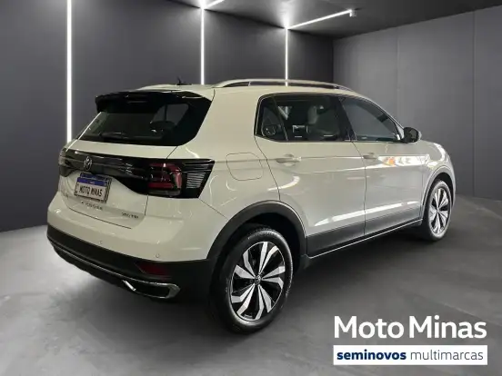 VOLKSWAGEN-T-CROSS-2023
