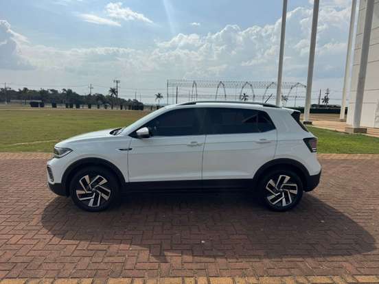 VOLKSWAGEN-T-CROSS-1.4 250 TSI TOTAL FLEX HIGHLINE AUTOMÁTICO VOLKSWAGEN-T-CROSS-2025