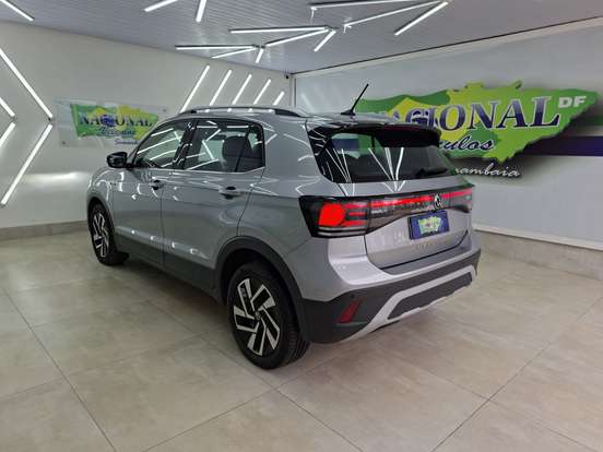 VOLKSWAGEN-T-CROSS-2024